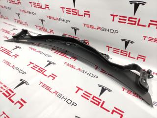 Пластик лобового стекла Tesla Model X 1 поколение 2017, 103624500E