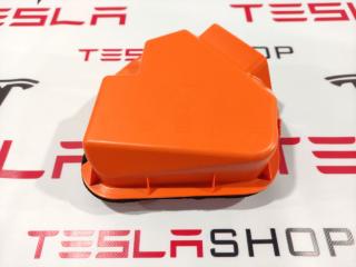 Крышка порта зарядки внутренняя Tesla Model 3 1 поколение 2018, 1479255-00-B, 1096326-00-C