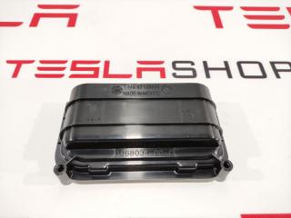 Крышка вентиляционного клапана багажника Tesla Model X 1 поколение 2017, 1068034-00-C