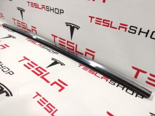 молдинг двери задней левой Tesla Model X 1 поколение 2017, 1032175-00-C, 1032167-88-D