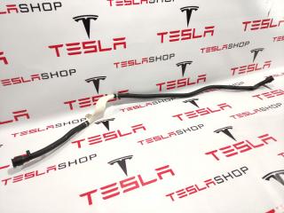Шланги охлаждающей жидкости заднего большого электромотора Tesla Model X 1 поколение 2017, 1048149-99-E, 1048149-00-D, 1092528-00-B