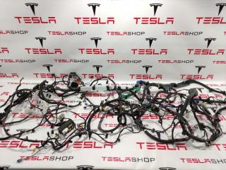 Электропроводка салона Tesla Model X 1 поколение 2017, 1072429-62-A, 1047281-00-E