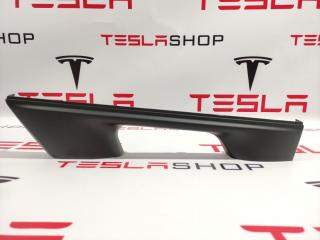 Накладка декоративная основания сидений 1-го ряда Tesla Model X 1 поколение 2017, 1100673-00-D, 1061619-00-D
