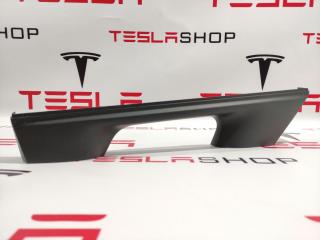 Накладка декоративная основания сидений 1-го ряда Tesla Model X 1 поколение 2017, 1100674-00-D