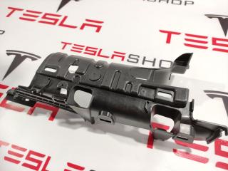 Кронштейн крепления подъемной задней двери Tesla Model X 1 поколение 2017, 1055048-04-J