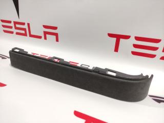 Накладка подъемной задней двери Tesla Model X 1 поколение 2017, 1055052-00-A
