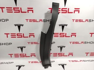Накладка стойки А Tesla Model X 1 поколение 2017, 1035965-00-C
