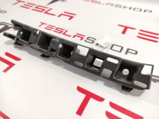 Кронштейн накладки, проема подъемной задней двери Tesla Model X 1 поколение 2017, 1059188-00-A, 1059189-00-A