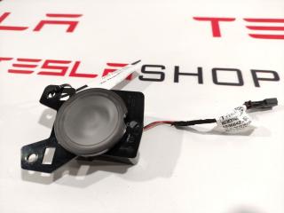 подсветка двери задней правой Tesla Model X 1 поколение 2017, 1036642-00-C