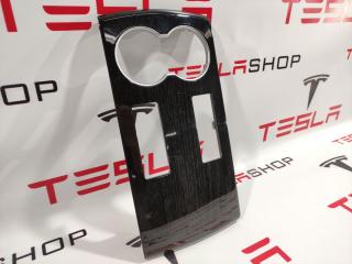 Декоративная накладка центральной консоли Tesla Model X 1 поколение 2017, 1047750-12-C