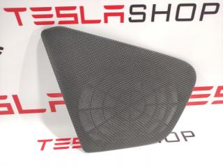 Накладка динамика (сетка) Tesla Model X 1 поколение 2017, 1037105-00-C, 1037106-00-B