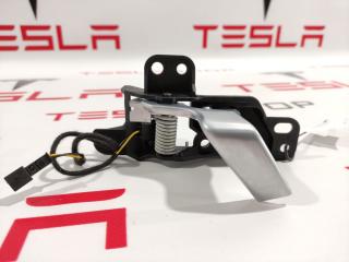 ручка внутренняя передняя правая Tesla Model X 1 поколение 2017, 1047632-00-B