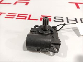 Сервопривод печки салона (печки) Tesla Model 3 1 поколение (2017 - 2025), 1107674-00-A, 1099999-00-H, T92882B