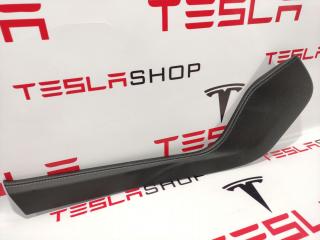 Панель центрального тоннеля Tesla Model S 1 поколение 2015, 1004705-01-D
