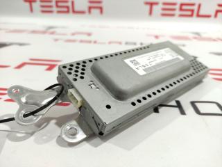 Радио FM/HD/XM Tesla Model 3 1 поколение 2019, 1079749-00-D