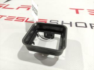 Адаптер воздуховода Tesla Model S 1 поколение (2012 - 2016), 1007566-00-C
