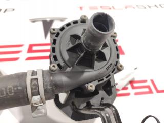 Насос охлаждающей жидкости (Помпа) Tesla Model S 1 поколение 2015, 6007373-00-H