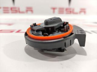 Датчик удара (давления воздуха) Tesla Model X 1 поколение 2017, 1036762-00-A