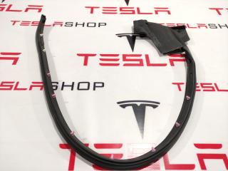 Уплотнитель задней двери Tesla Model S 1 поколение (2012 - 2016), 6009595-00-D