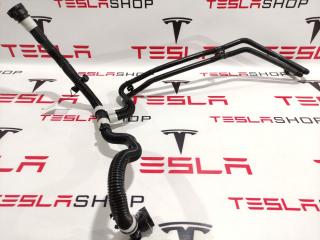 Патрубок системы охлаждения теплообменник (Chiller)-батарея Tesla Model 3 1 поколение 2019, 1077579-00-E, 1077579-00-F, 1077579-00-H