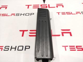 Панель для отдыха ноги водителя Tesla Model S 1 поколение 2015, 6005968-00-C, 6005968-88-C