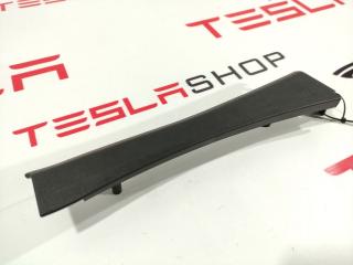 Накладка стойки А, (средняя высота) Tesla Model S 1 поколение 2015, 1007711-00-D