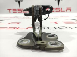 петля двери Tesla Model 3 1 поколение 2019, 1101035-00-F