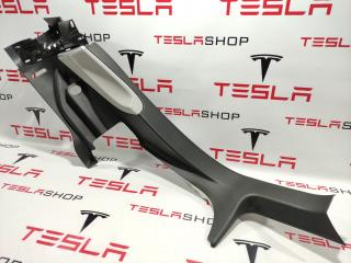 Накладка стойки С Tesla Model S 1 поколение 2015