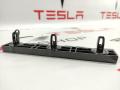 Кронштейн крепления накладки порога рокерной панели Tesla Model S 1 поколение 2015, 1003691-00-B - фото №4