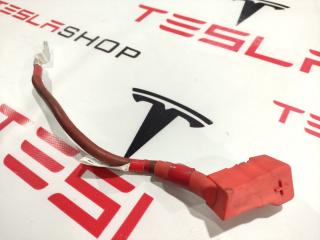 Зажим клеммы АКБ 12V (Плюс + ) Tesla Model 3 1 поколение 2019, 1067971-00-D, 1118182-73-H