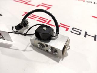 Клапан теплообменника Tesla Model S 1 поколение 2015, 6008481-00-B