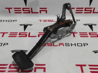 педаль тормоза Tesla Model S 1 поколение 2015, 6006455-00-A