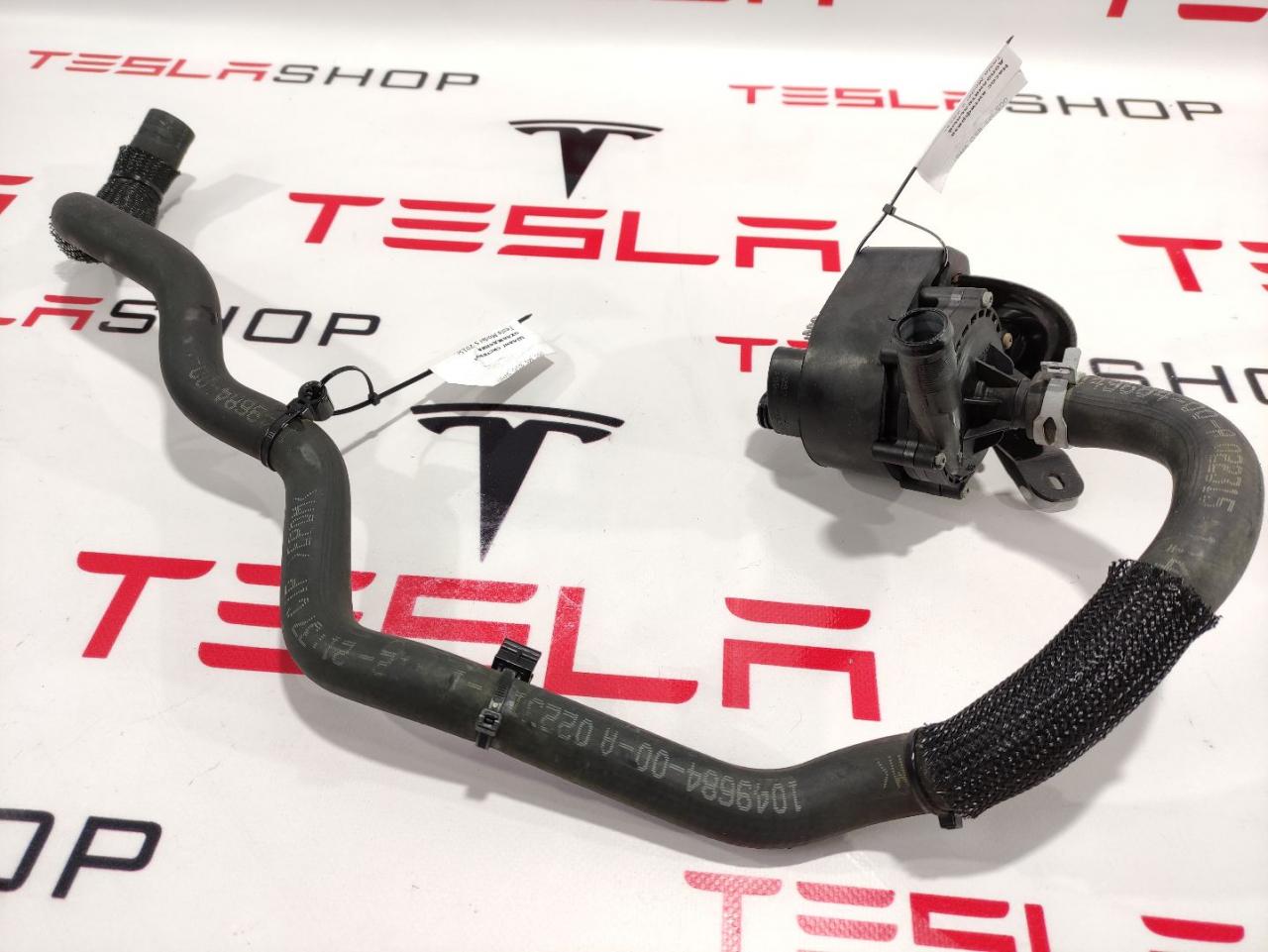 Шланги охлаждающей жидкости Tesla Model S 1 поколение 2015, 1049684-00-A - фото №1