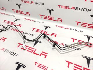 трубка тормозная Tesla Model S 1 поколение 2015, 1030619-00-B