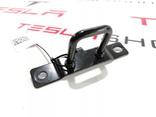 Петля фиксации сидений 2-го ряда Tesla Model 3 1 поколение 2020, 1101865-00-A