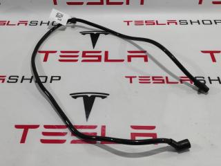 Дренажная трубка панорамной крыши Tesla Model S 1 поколение 2015, 6008684-00-E