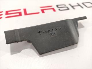 уплотнитель Tesla Model S 1 поколение 2015, 1046148-00-A