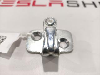 Петля замка двери Tesla Model S 1 поколение 2015, 6006618-00-A
