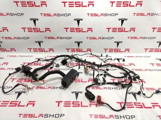 Электропроводка подкапотная Tesla Model S 1 поколение 2015, 1031237-80-E, 1031237-81-E