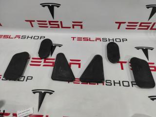 заглушка заднего бампера под крюк Tesla Model 3 1 поколение 2020, 1108949-00-B, 1108950-00-B