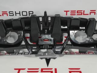 Кронштейн крепления динамиков крышки багажника Tesla Model X 1 поколение 2017, 1050282-00-D, 1050282-00-E, 1050518-00-C