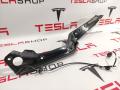 Накладка закрытия подъемной задней двери Tesla Model X 1 поколение 2017, 1037560-00-D - фото №4