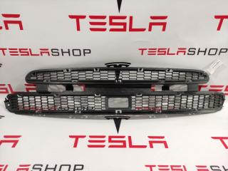заглушка (решетка) в бампер Tesla Model S 1 поколение (2012 - 2016), 1038211-00-A