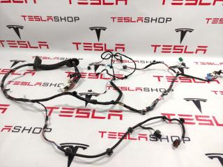 Электропроводка двери Tesla Model 3 1 поколение (2017 - 2025), 1067957-00-E