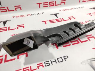 Воздуховод центральной панели Tesla Model 3 1 поколение (2017 - 2025), 1083388-00-D