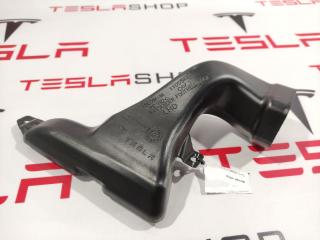 Воздуховод обдува ног пассажира Tesla Model 3 1 поколение 2019, 1100544-00-D