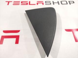 Накладка боковая торпеды Tesla Model 3 1 поколение (2017 - 2025), 1083361-00-D