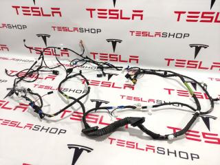 Проводка крышки багажника Tesla Model X 1 поколение 2017, 1032443-81-G, 1032443-01-H