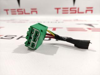 разъем (фишка) проводки Tesla Model 3 1 поколение 2019, 1067964-01-F