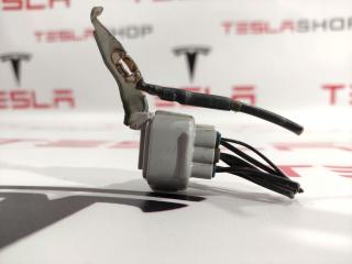 разъем (фишка) проводки Tesla Model 3 1 поколение 2019, 1067964-01-F